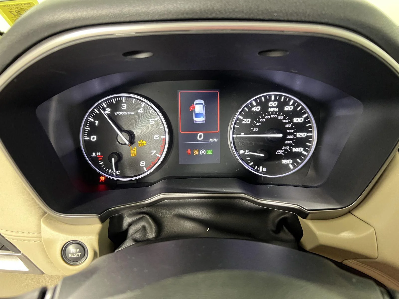 Used 2022 Wh Subaru Limited image 33