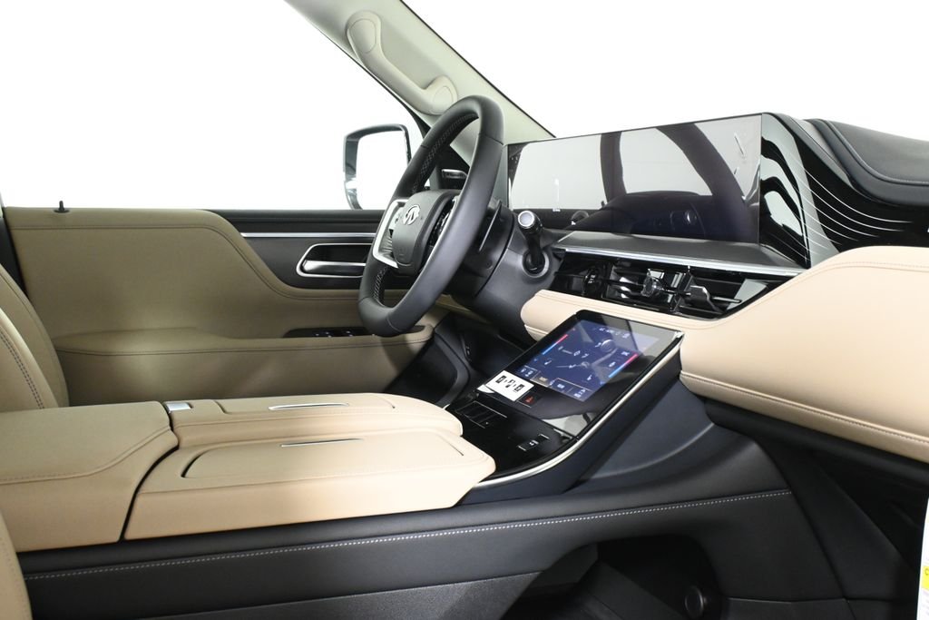 New 2026 RADIANT WHITE INFINITI Pure 4WD image 34