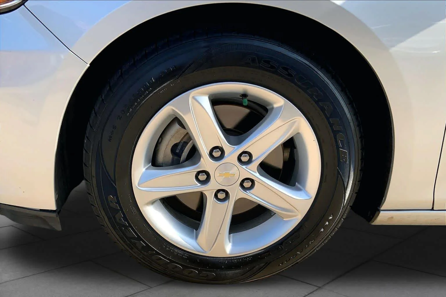 Used 2021 Silver Ice Metallic Chevrolet LS image 10