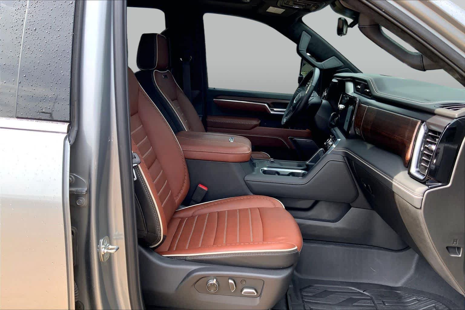 2025 GMC Sierra 2500HD Denali Ultimate - Photo 10
