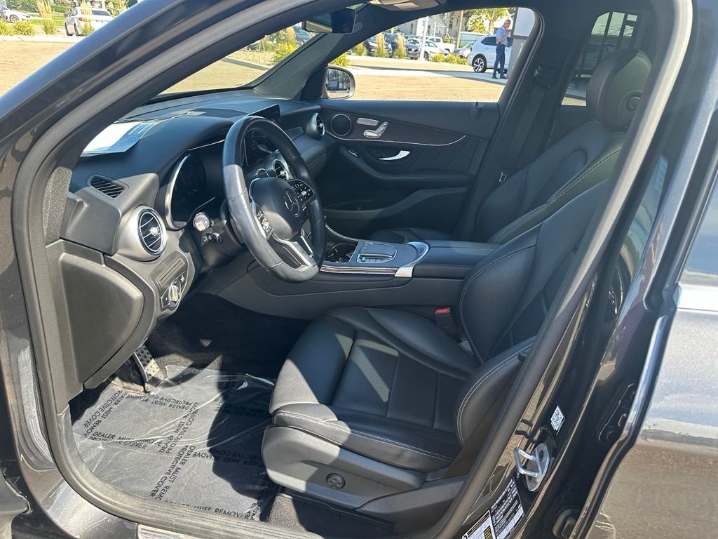 Used 2022 Gray Mercedes-Benz GLC 300 image 14