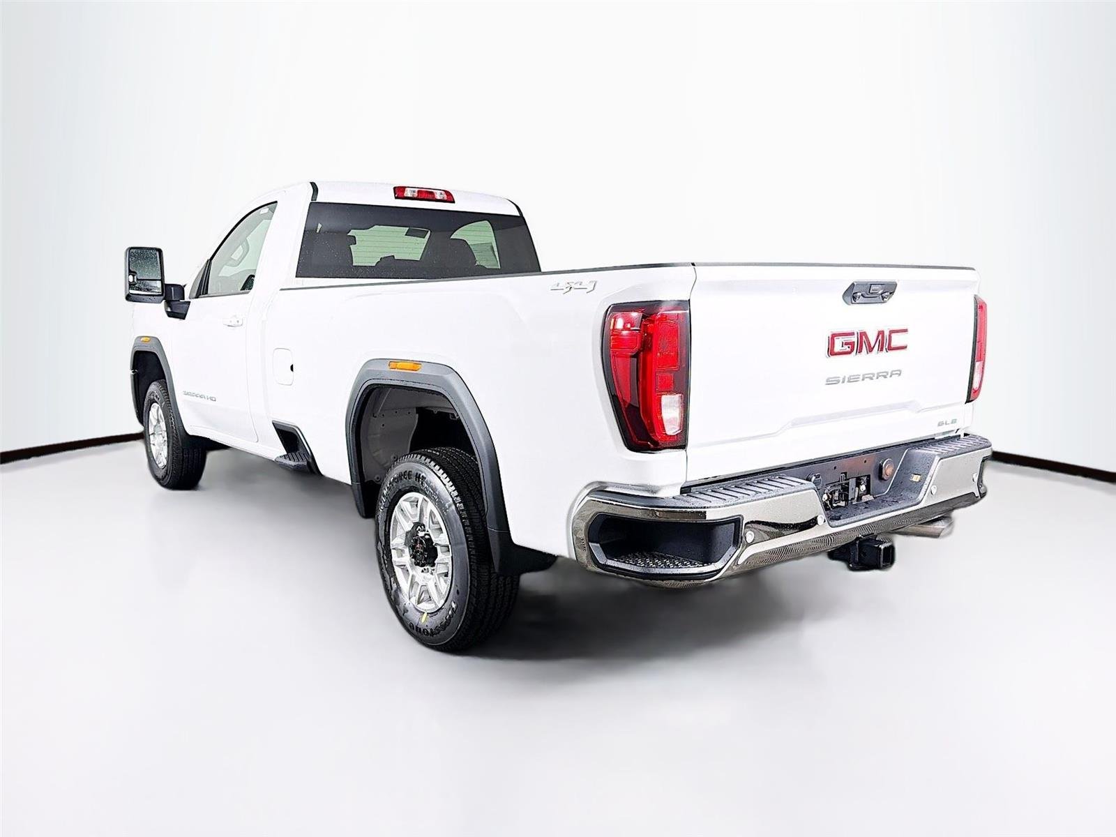 2026 GMC Sierra 2500HD SLE - Photo 9