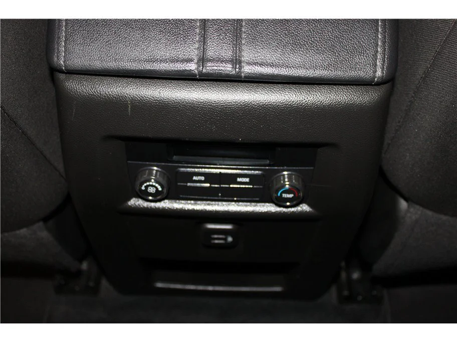 2023 Chevrolet Traverse 1LT - Photo 17