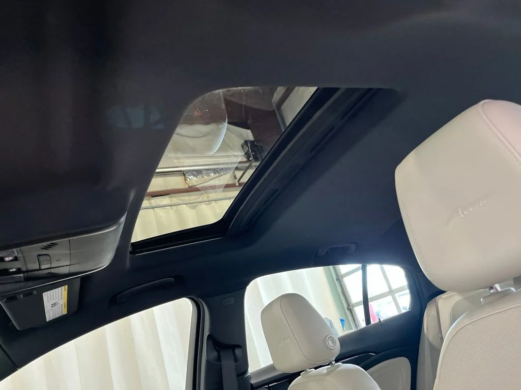 Used 2019 White Buick Avenir image 3
