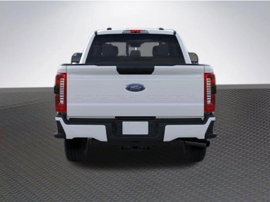 New 2026 Oxford White Ford F-350® XL image 5