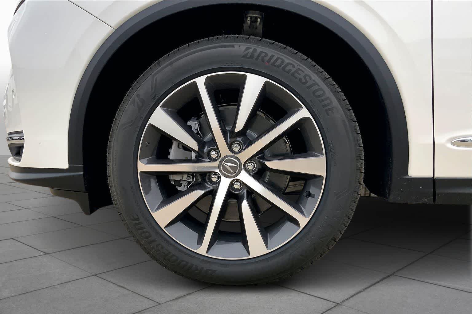 New 2026 Platinum White Pearl Acura w/Technology Package image 12