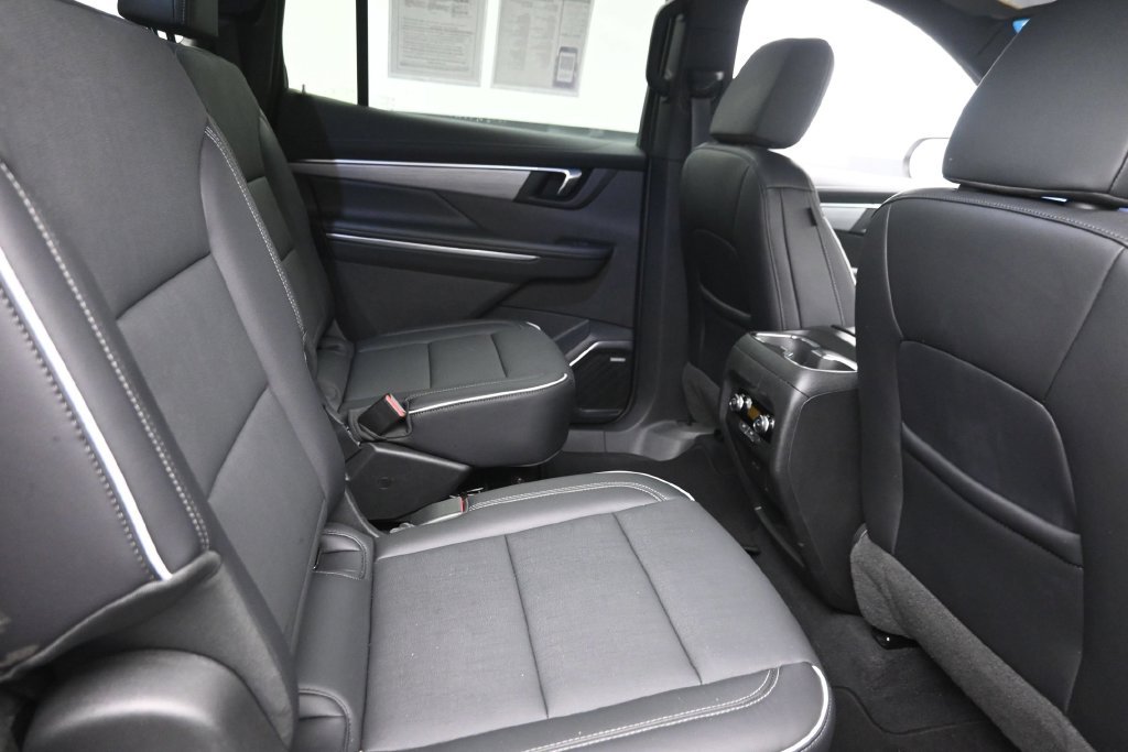 Used 2026 White Buick Preferred image 9