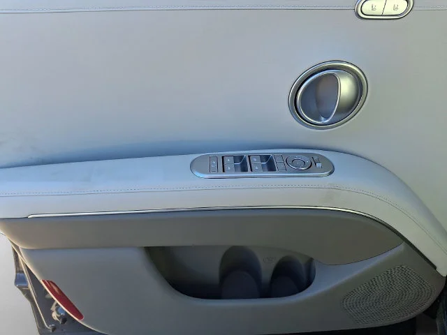 New 2027 Gray Hyundai Calligraphy image 8
