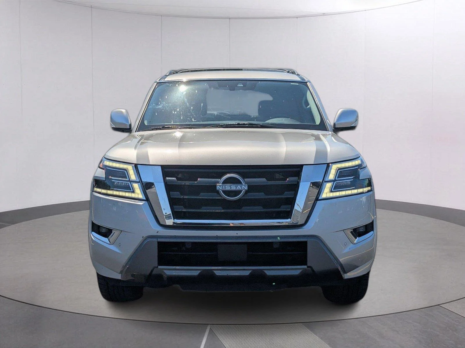 Used 2023 Brilliant Silver Metallic Nissan SL image 9