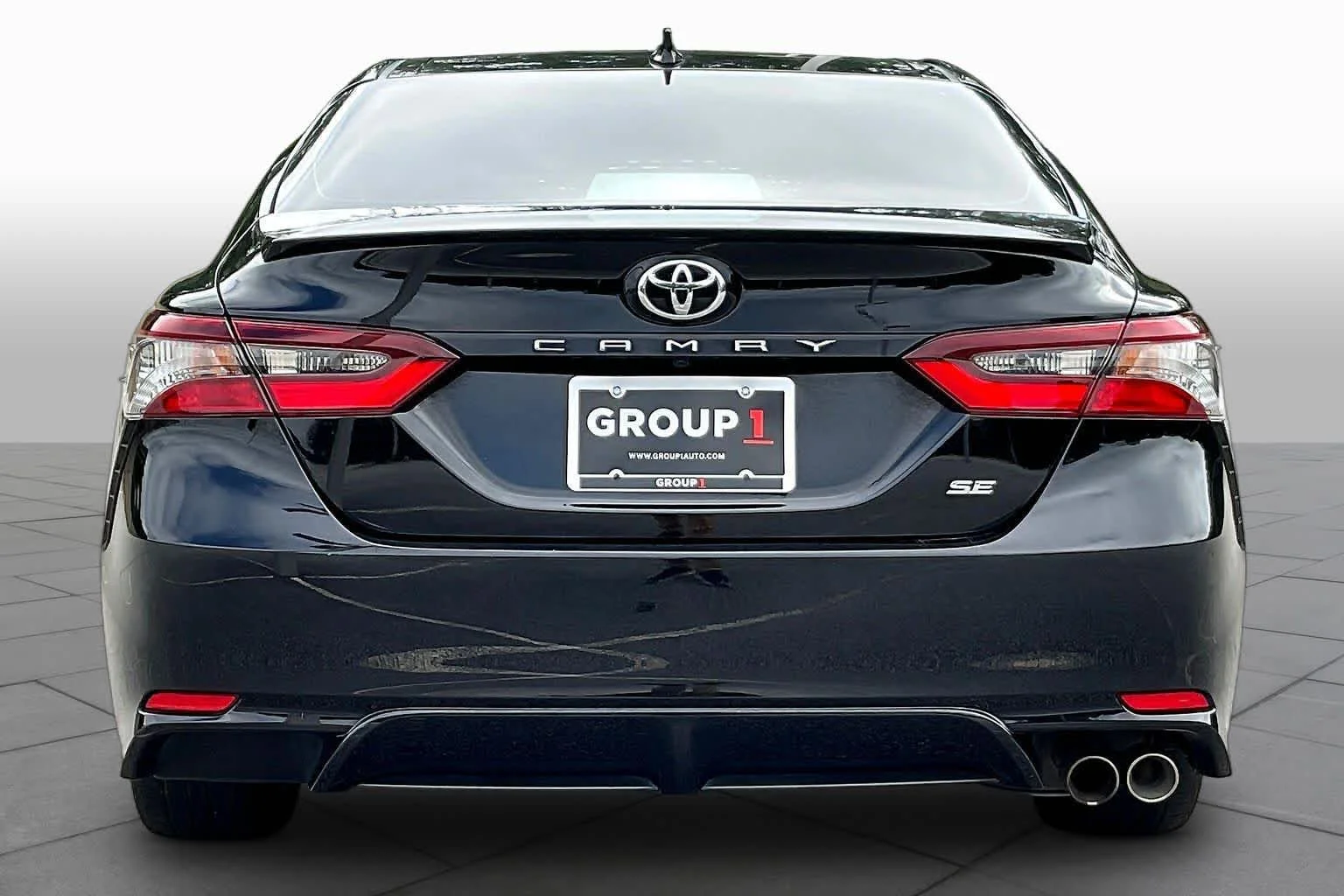Used 2023 Midnight Black Metallic Toyota SE image 5