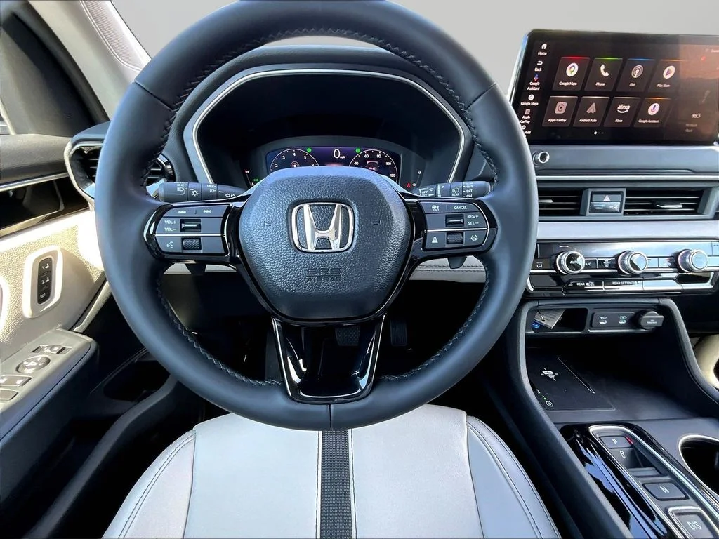 New 2026 Solar Silver Metallic Honda AWD EX-L image 10