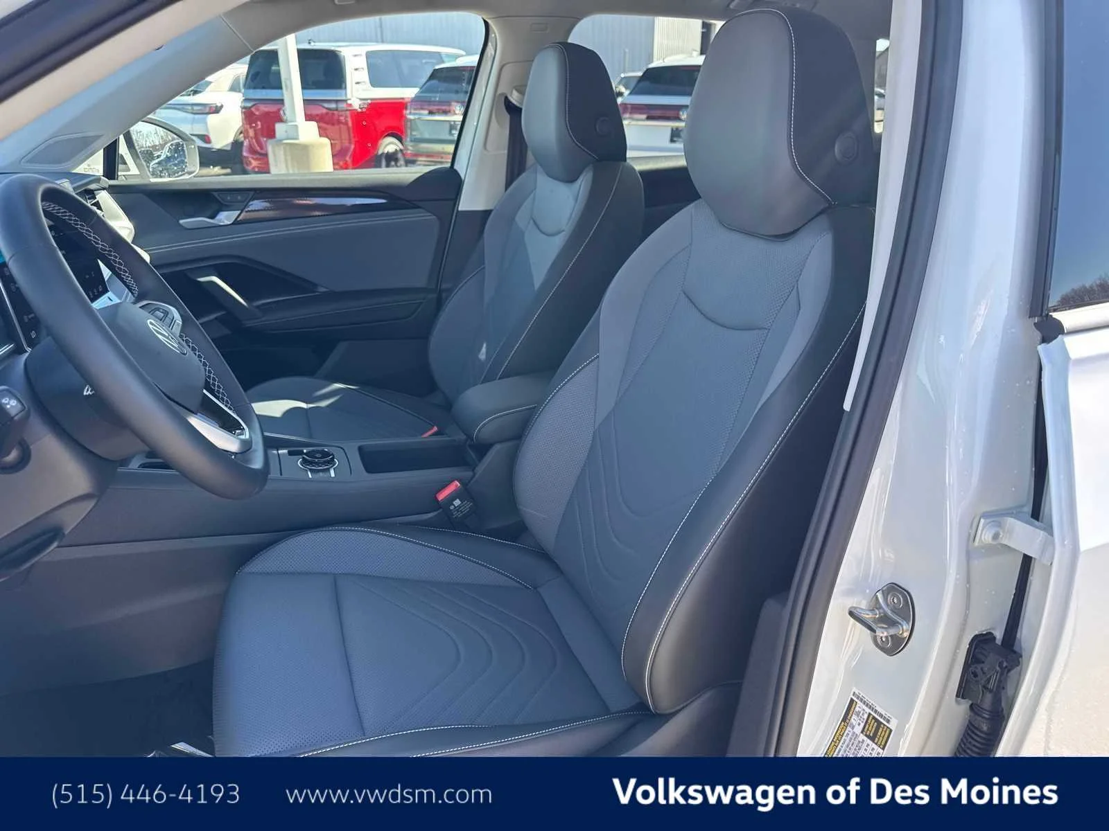 New 2026 Pure White Volkswagen SE image 11