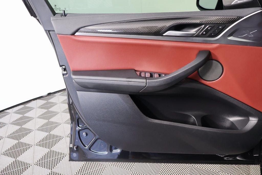 Used 2023 Black Sapphire Metallic BMW M40i image 12