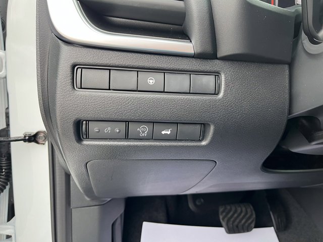 2026 Nissan Rogue SV - Photo 12