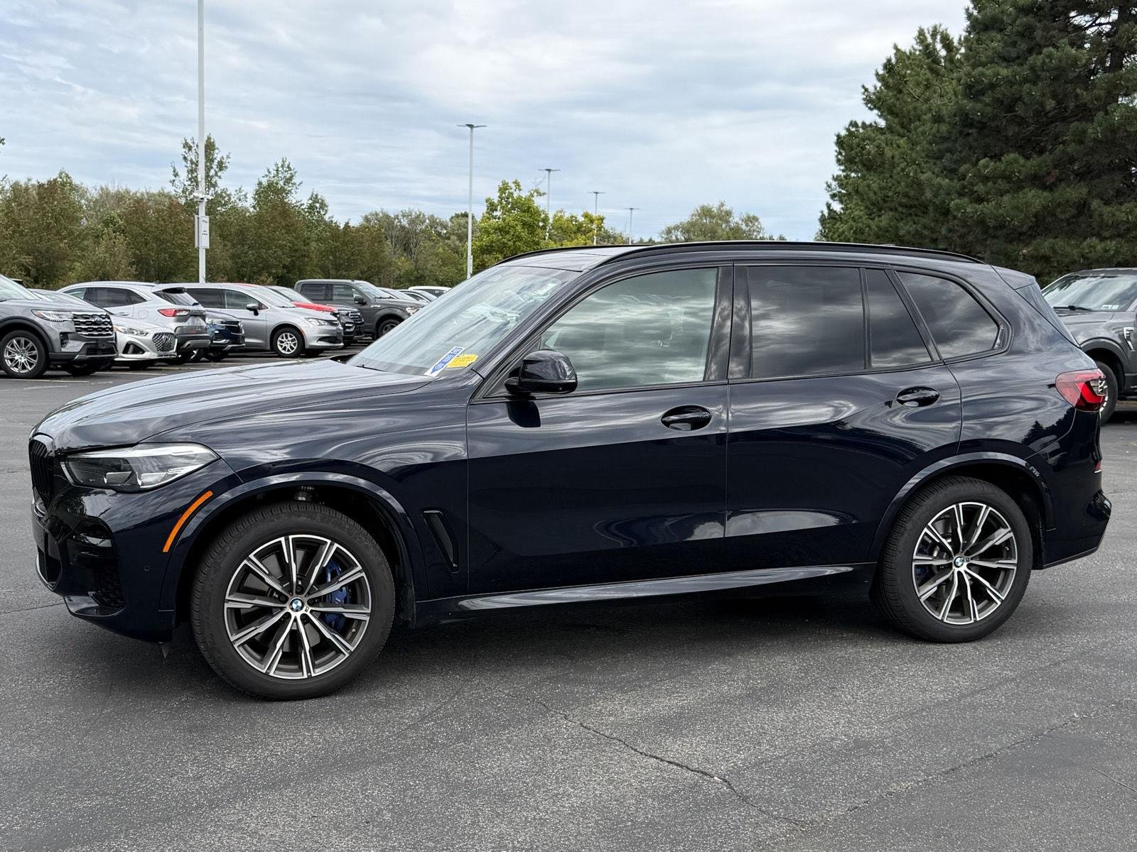 Used 2022 Carbon Black Metallic BMW M50i image 4