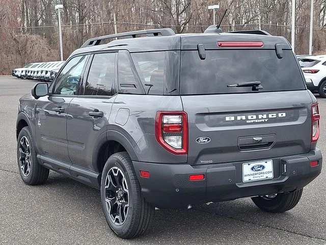 New 2026 Carbonized Gray Metallic Ford Outer Banks® image 3