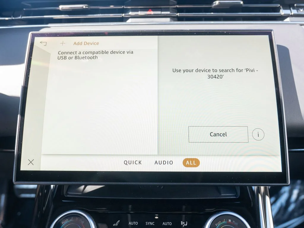 Certified Used 2023 Gray Land Rover SE Dynamic image 32