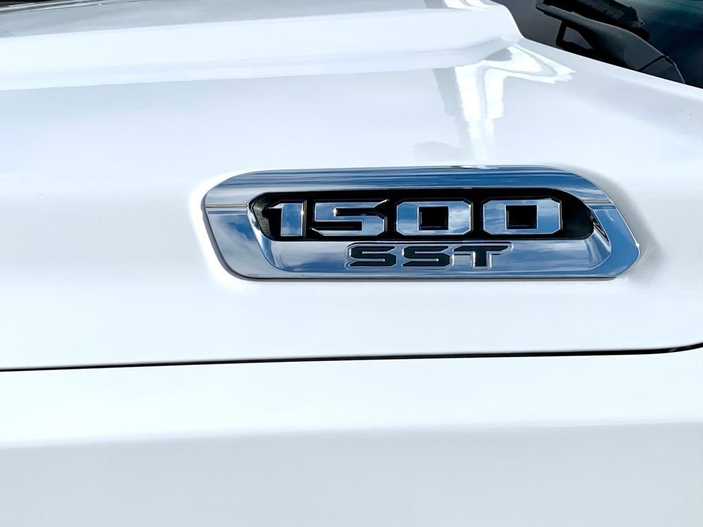 Used 2025 White Ram Laramie image 10