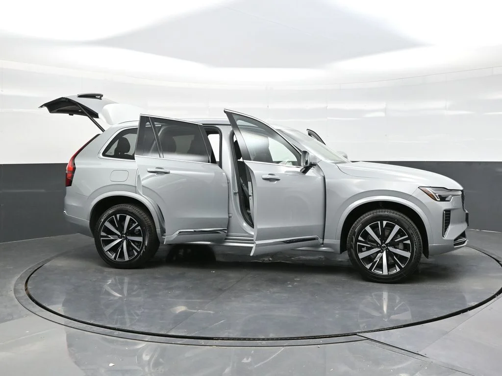 New 2026 Vapour Grey Volvo Core image 53