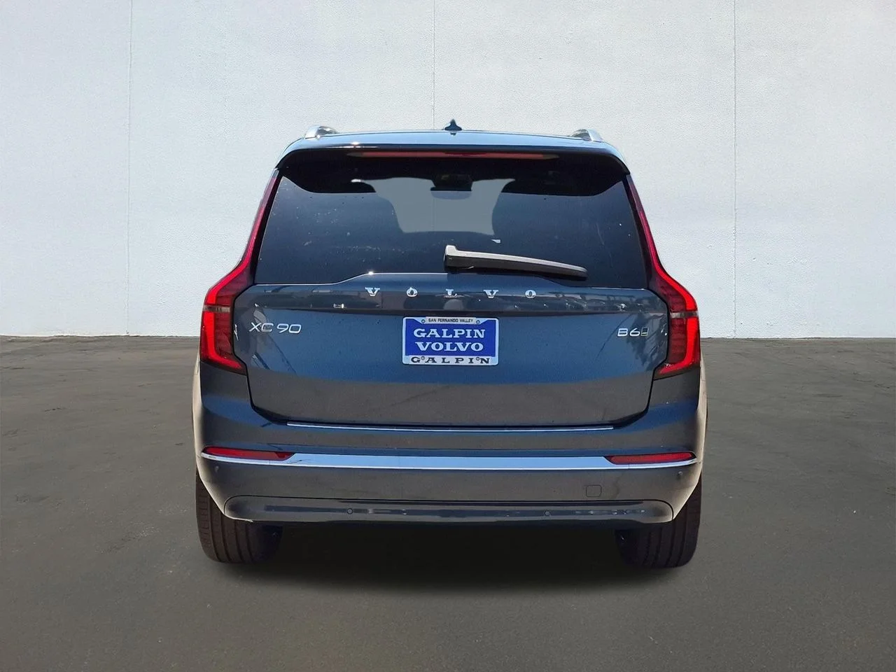 New 2027 DENIM BLUE Volvo Plus image 5