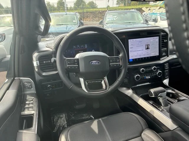 New 2026 Star White Metallic Tri-Coat Ford Platinum® image 25