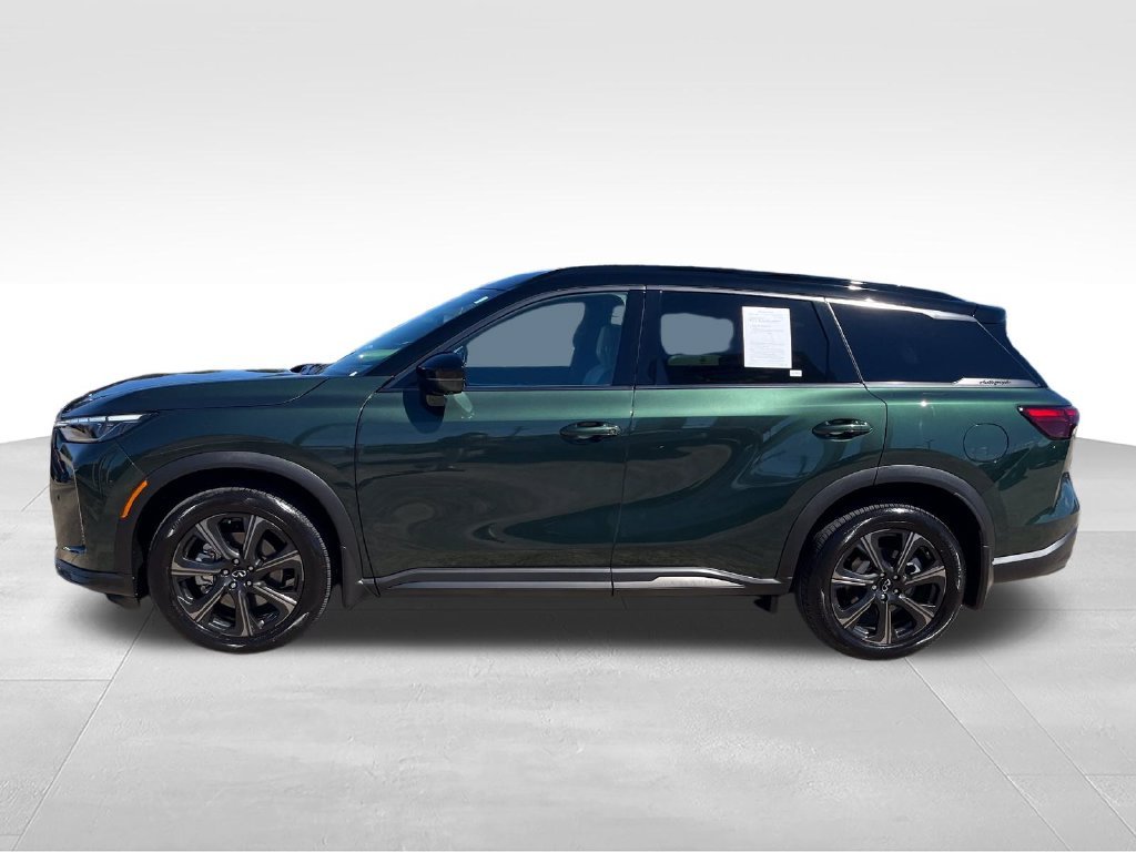 Used 2026 Black INFINITI Autograph image 2