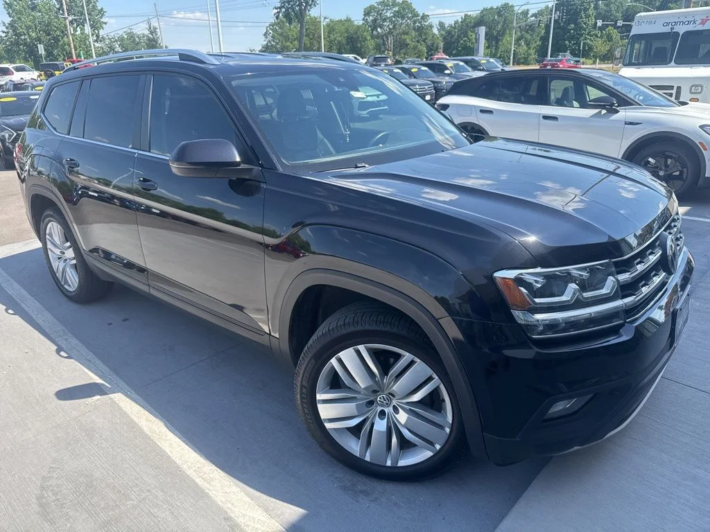 Certified Used 2019  Volkswagen 2.0T SE w/Technology image 4