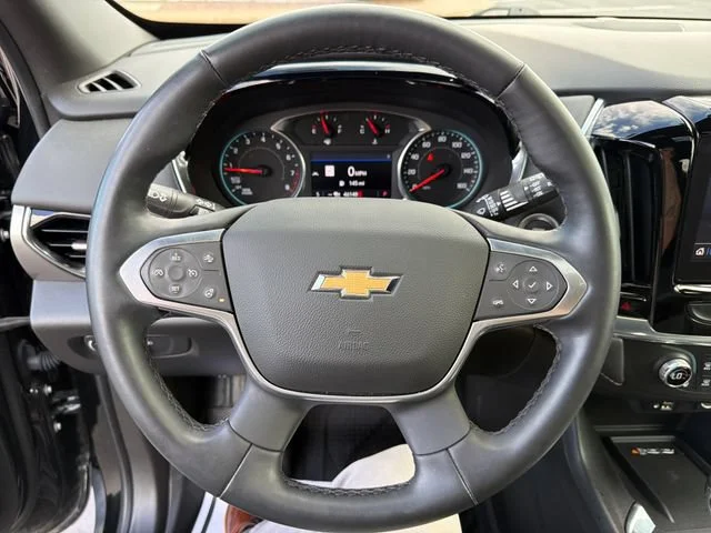 Used 2023 Mosaic Black Metallic Chevrolet LT Leather image 21