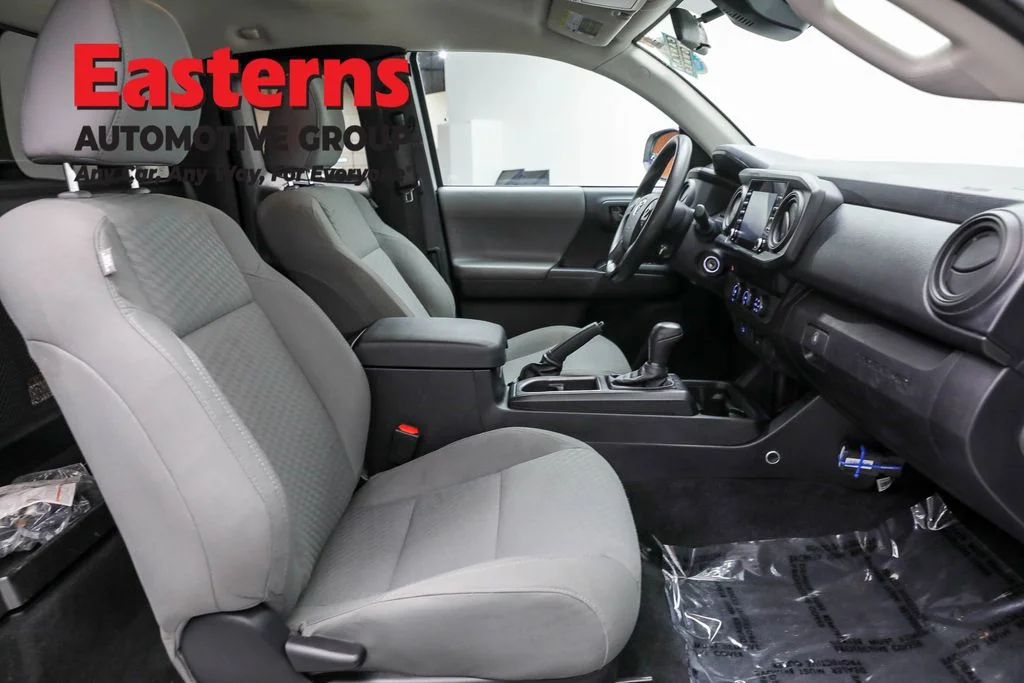 Used 2021 White Toyota SR image 22