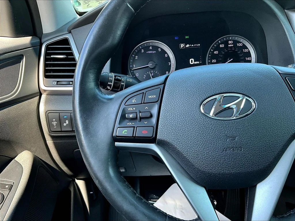 Used 2018 Silver Hyundai Limited image 11
