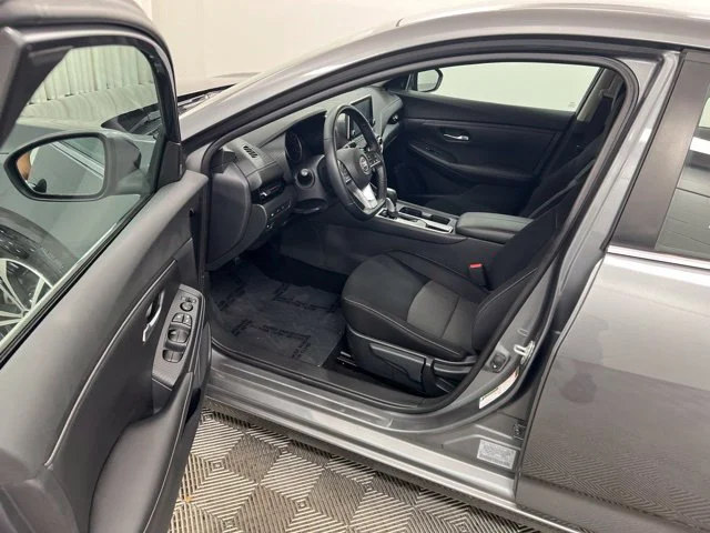 Used 2020 Gray Nissan SV image 12