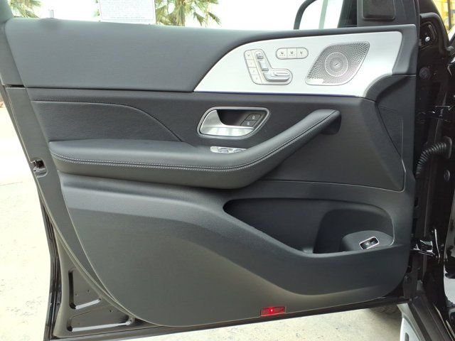 New 2026 Black Mercedes-Benz 450 image 12