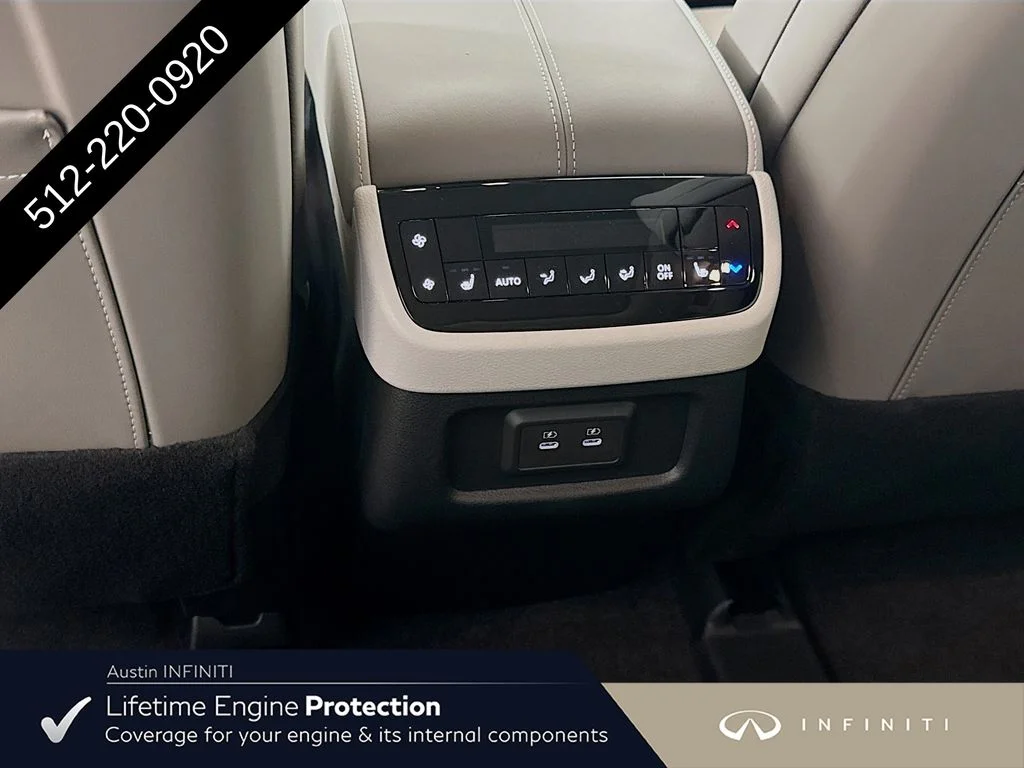 New 2027 RADIANT WHITE INFINITI LUXE image 32