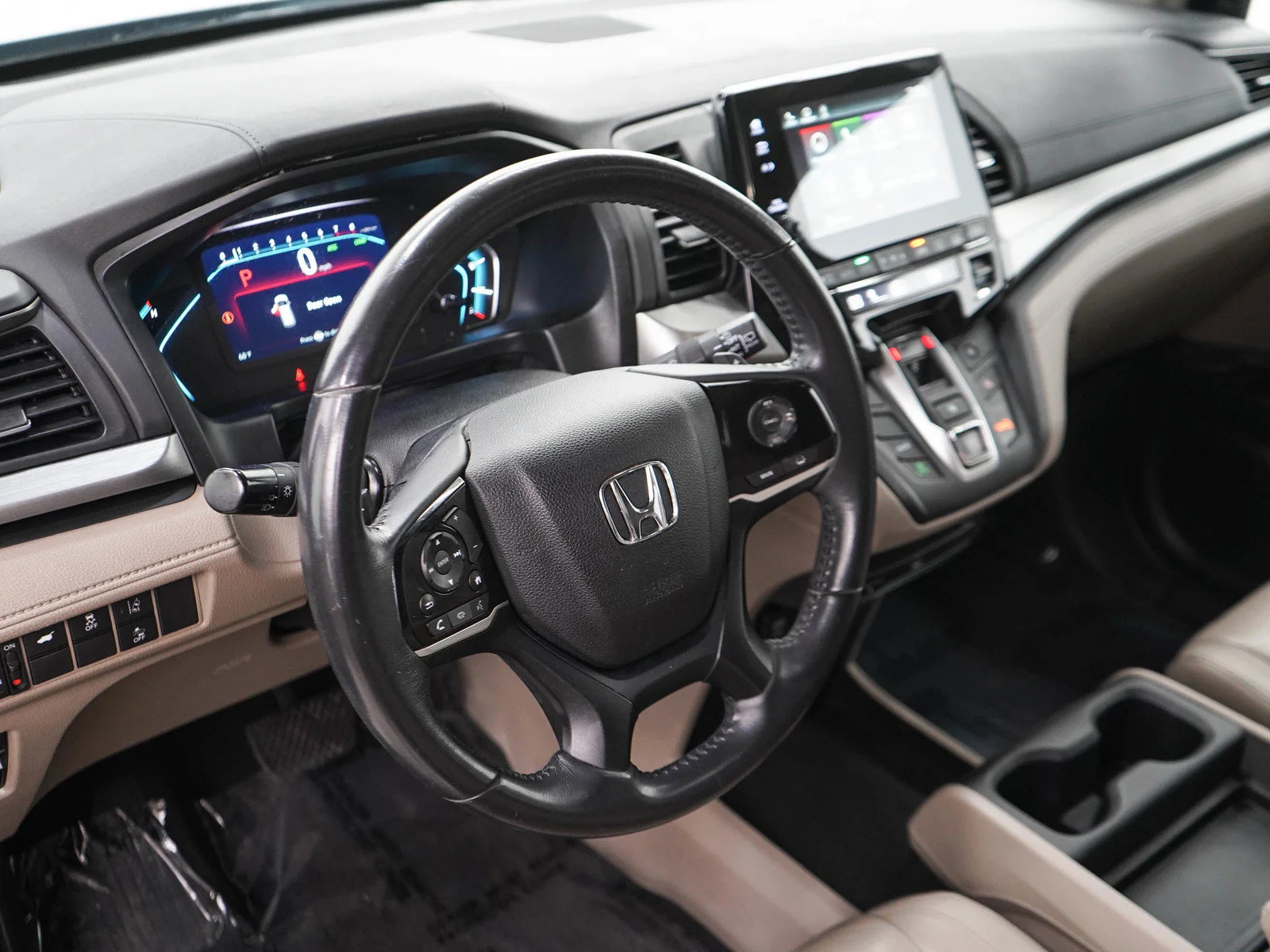 Used 2018 Modern Steel Metallic Honda EXL w/ Nav image 25