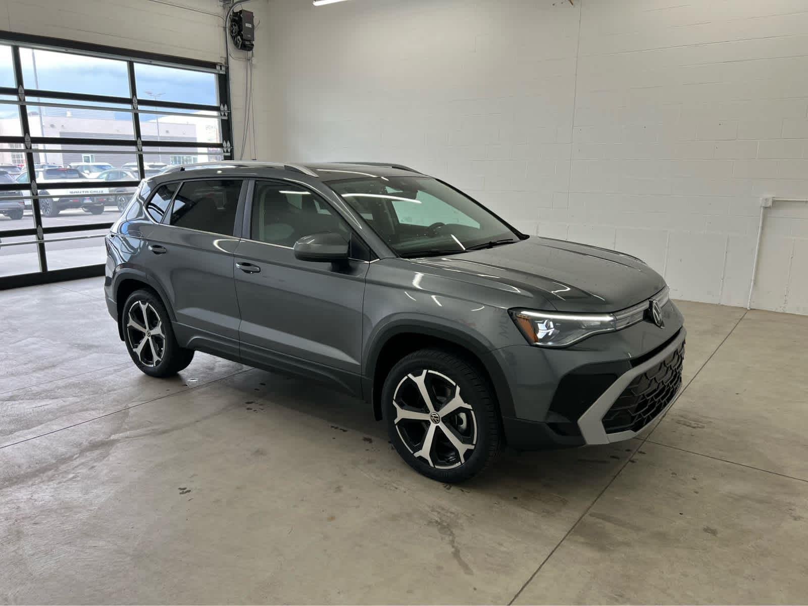 New 2026 Platinum Gray Metallic Volkswagen SEL image 5