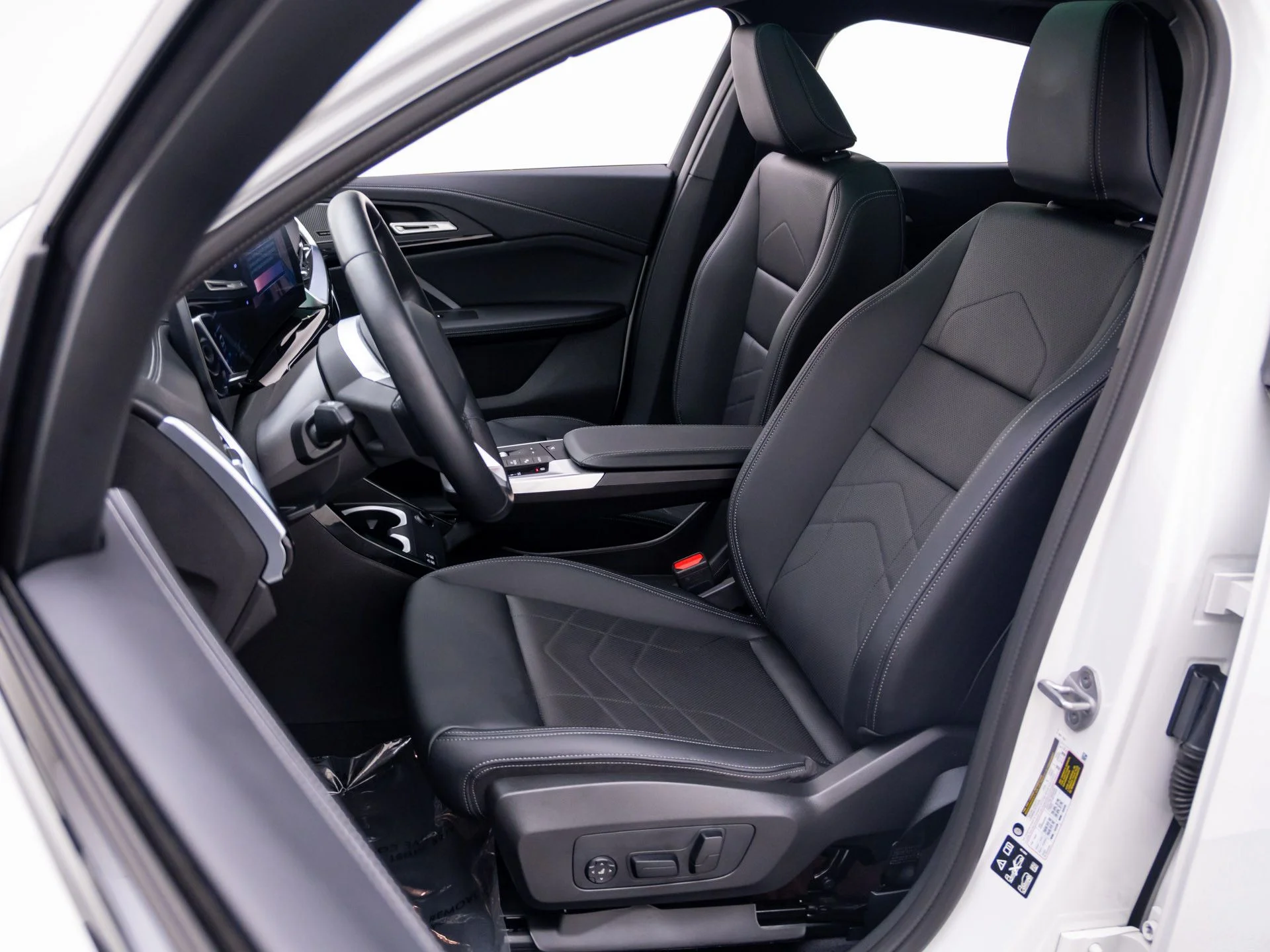 Certified Used 2026 White BMW xDrive28i image 17