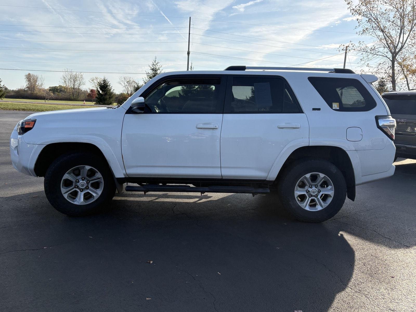 Used 2021 Super White Toyota SR5 image 8