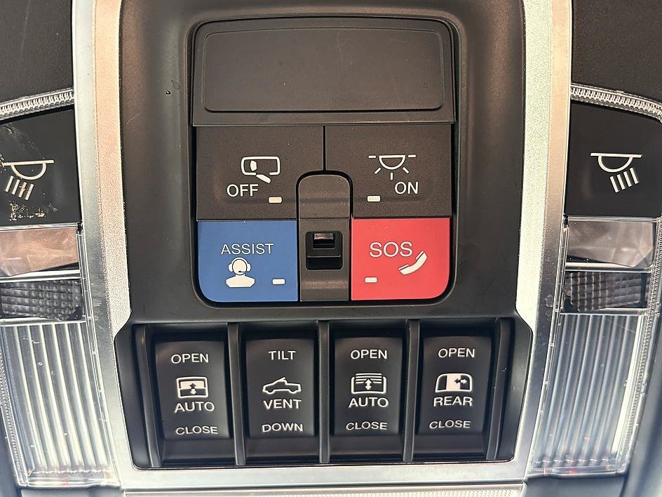 Used 2019 Bright White Clearcoat Ram Rebel image 21