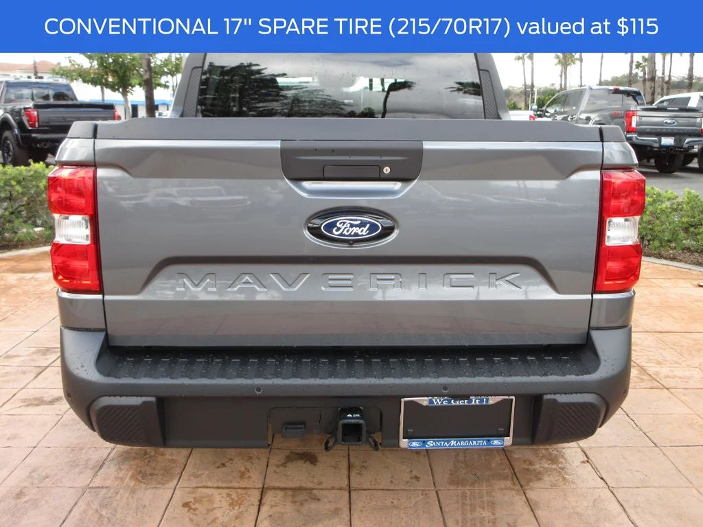 New 2026 Carbonized Gray Metallic Ford XLT image 3