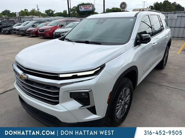 2025 Chevrolet Traverse LT
