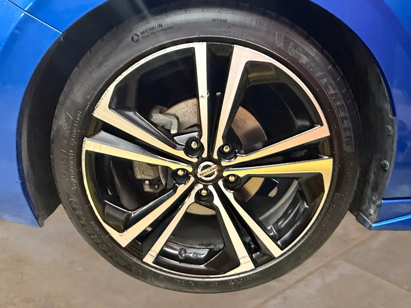Used 2021 Electric Blue/Super Black Nissan SR image 26