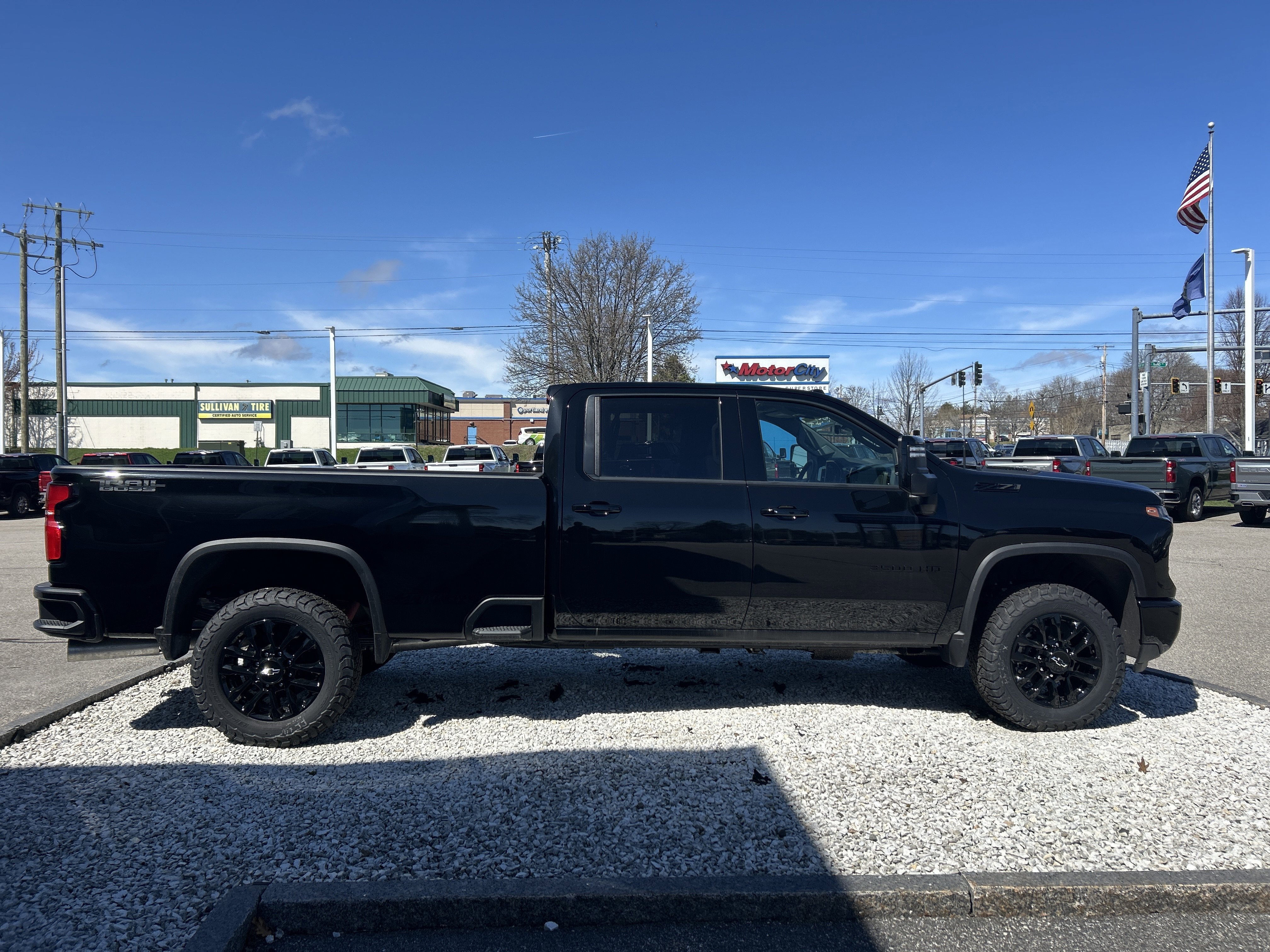2026 Chevrolet Silverado 3500 HD LTZ - Photo 7