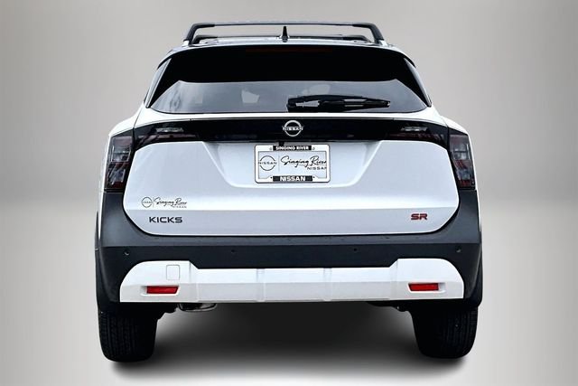 New 2026 Nissan Kicks SR