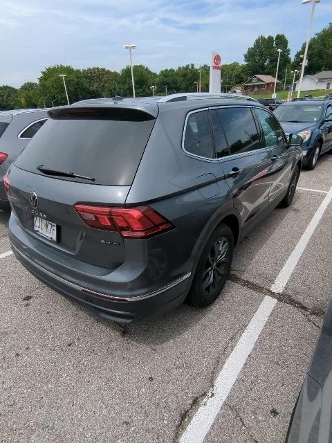 Used 2024 Gray Volkswagen 2.0T SE image 8