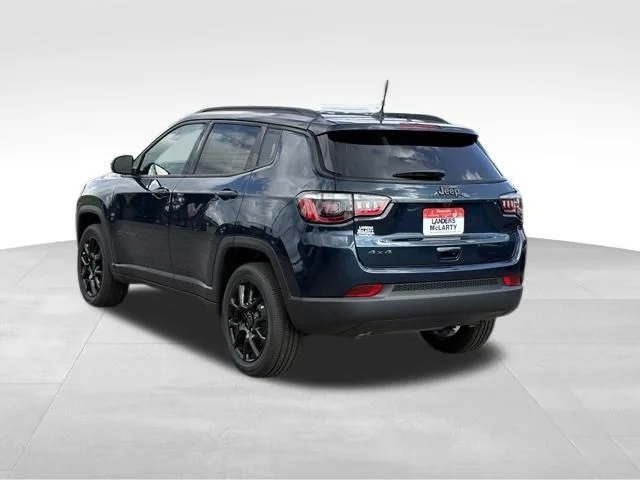 New 2026 Fathom Blue Pearl Coat Jeep Latitude image 7
