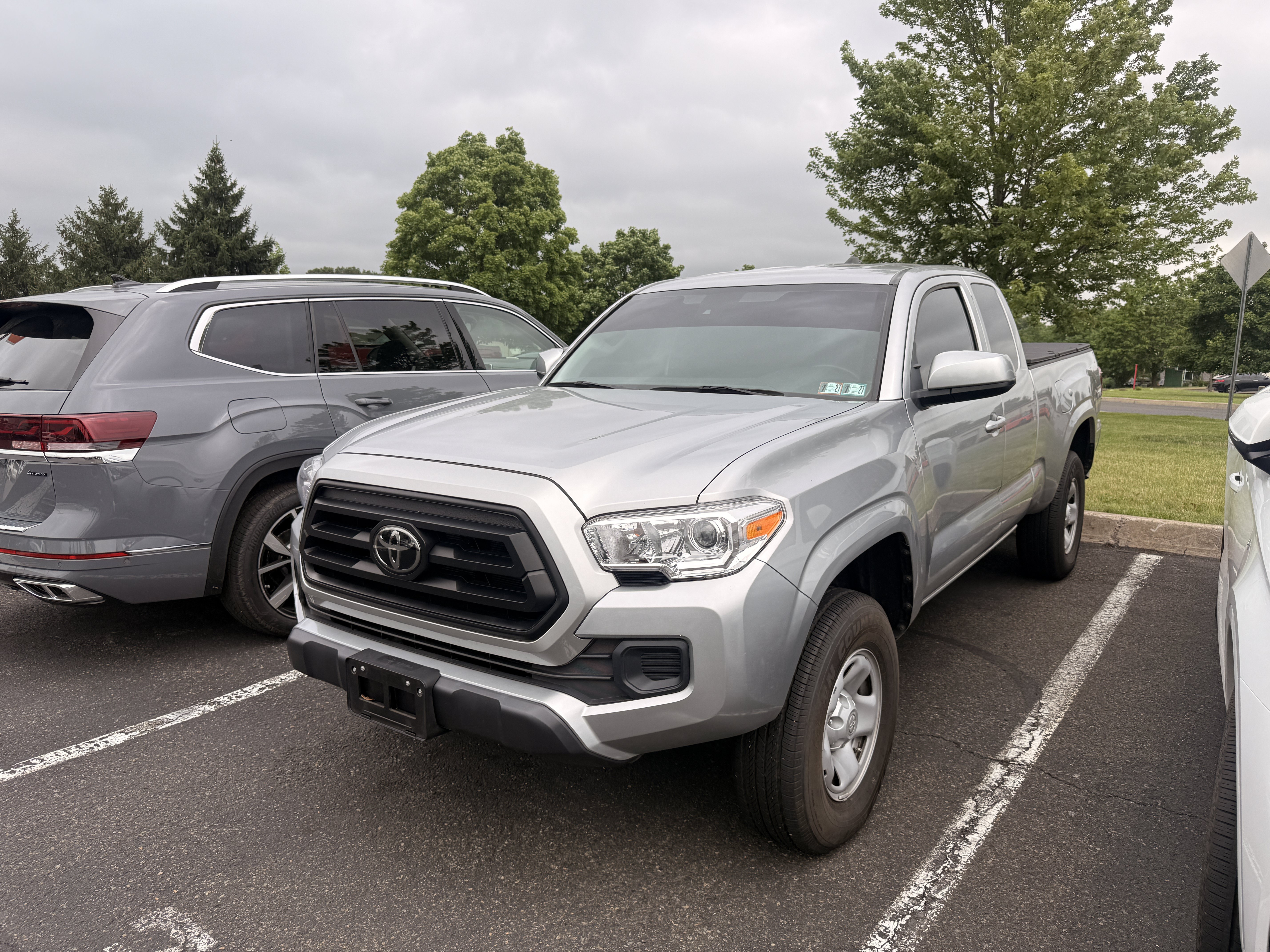 Used 2023 Silver Toyota  image 6