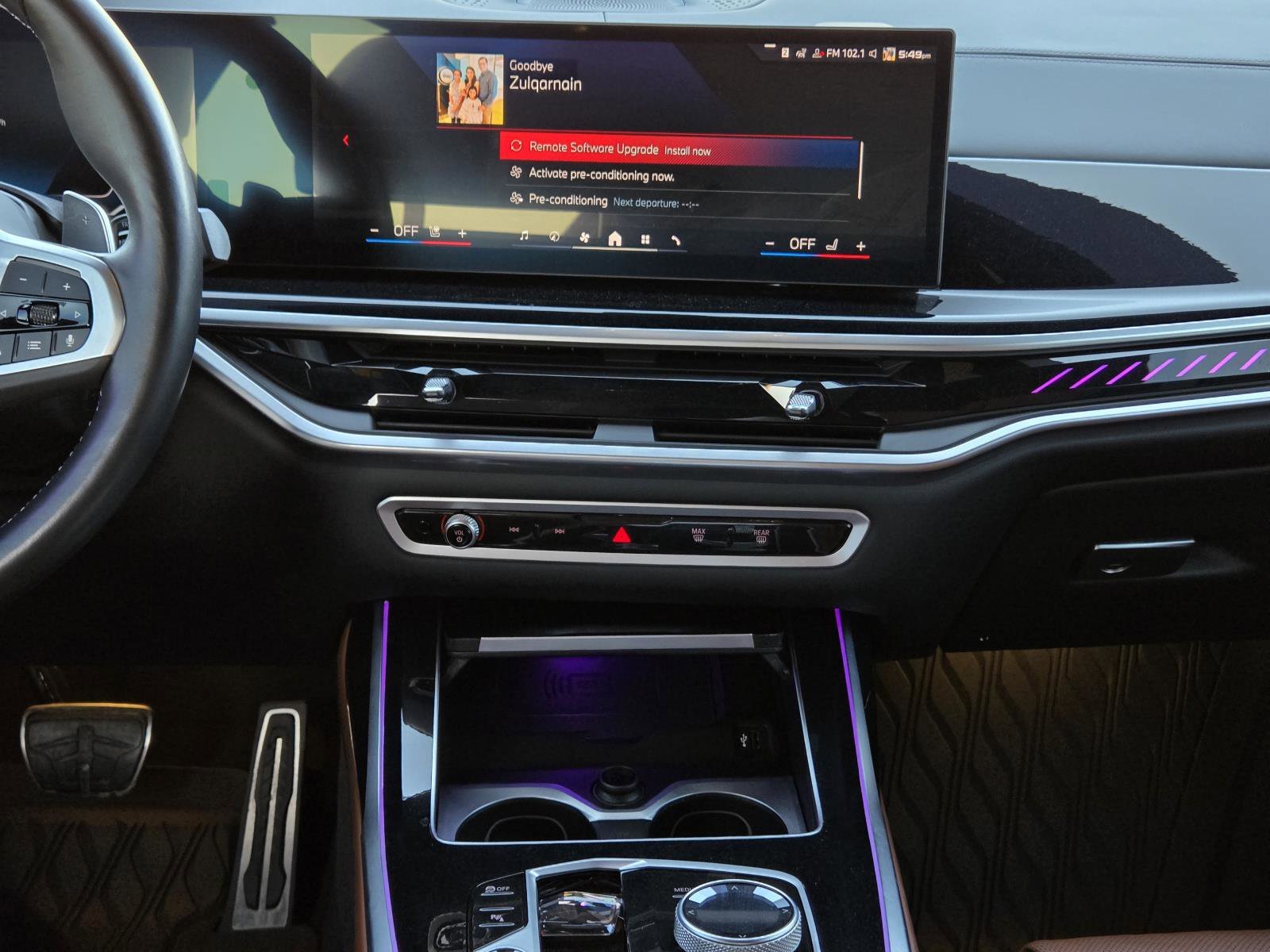 Used 2024 Black Sapphire Metallic BMW M60i image 32