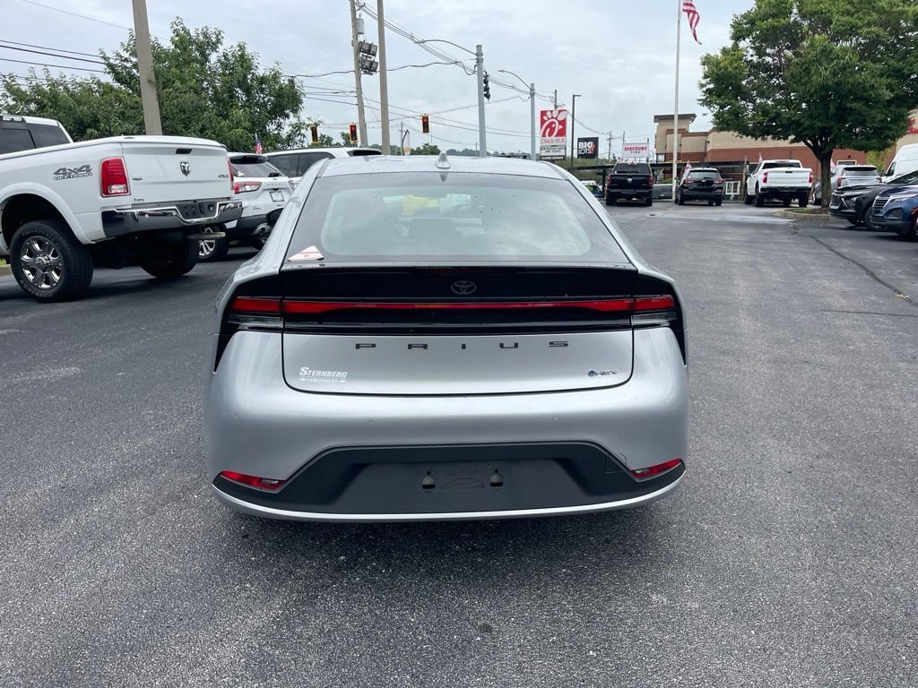 Used 2023 Gray Toyota LE image 11