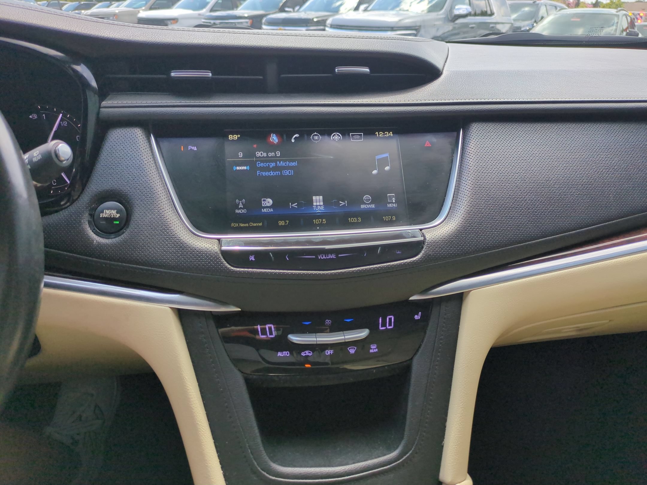 Used 2018 Stellar Black Metallic Cadillac Luxury FWD image 21