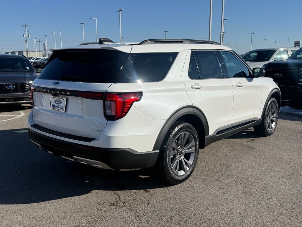 New 2026 Star White Metallic Tri-Coat Ford Active image 33